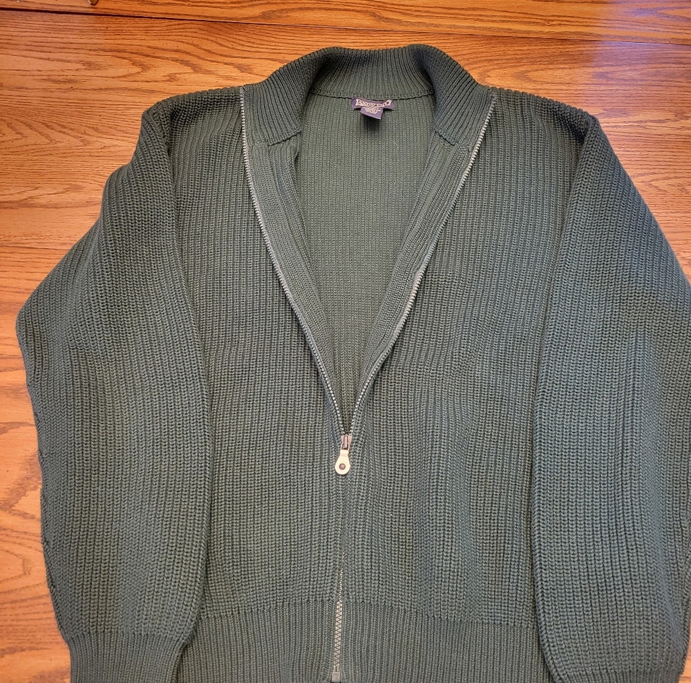 Men's Large (42-44) Lands End Direct Merchants Solid Green Cardigan Sweater